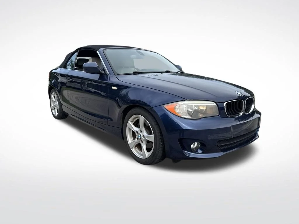 Used 2013 Deep Sea Blue Metallic BMW 128i image 2
