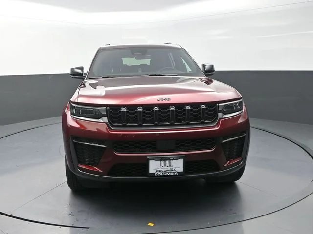 New 2026 Velvet Red Pearl-Coat Exterior Paint Jeep Altitude image 4