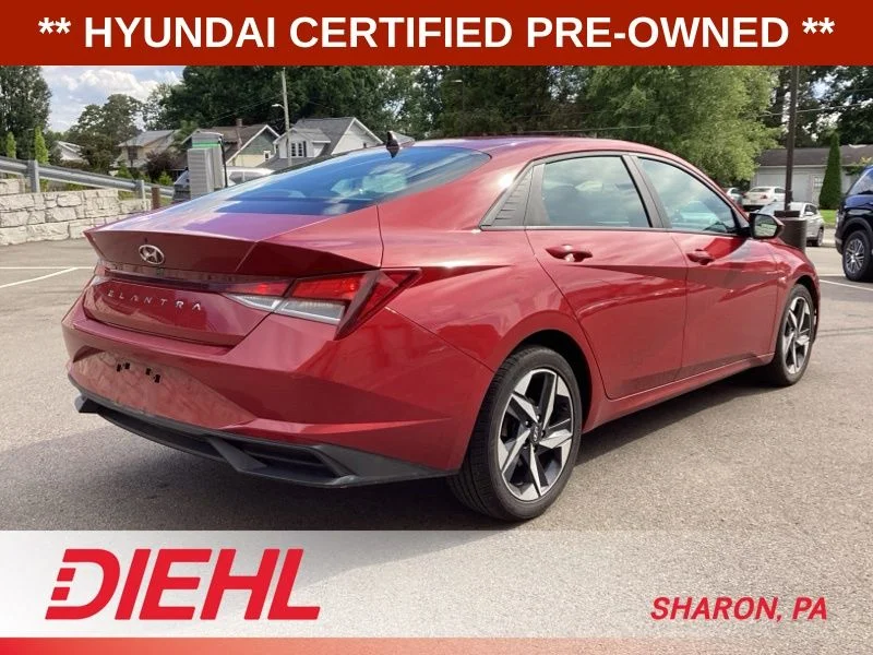 Used 2023 Red Hyundai SEL image 7