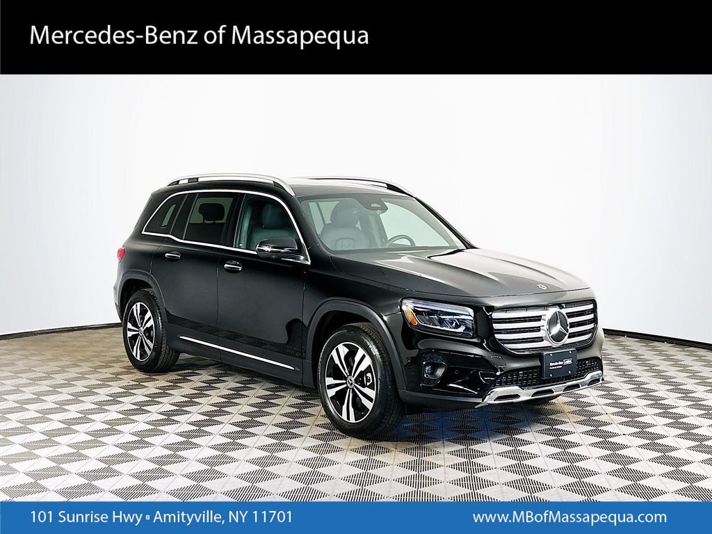 2026 Mercedes-Benz GLB GLB 250 4MATIC's photo