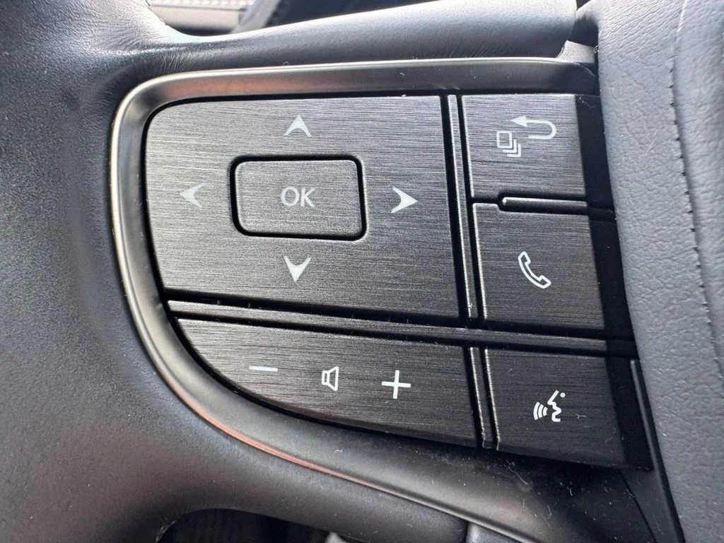 Used 2018 Ultra White Lexus 500 Base image 18