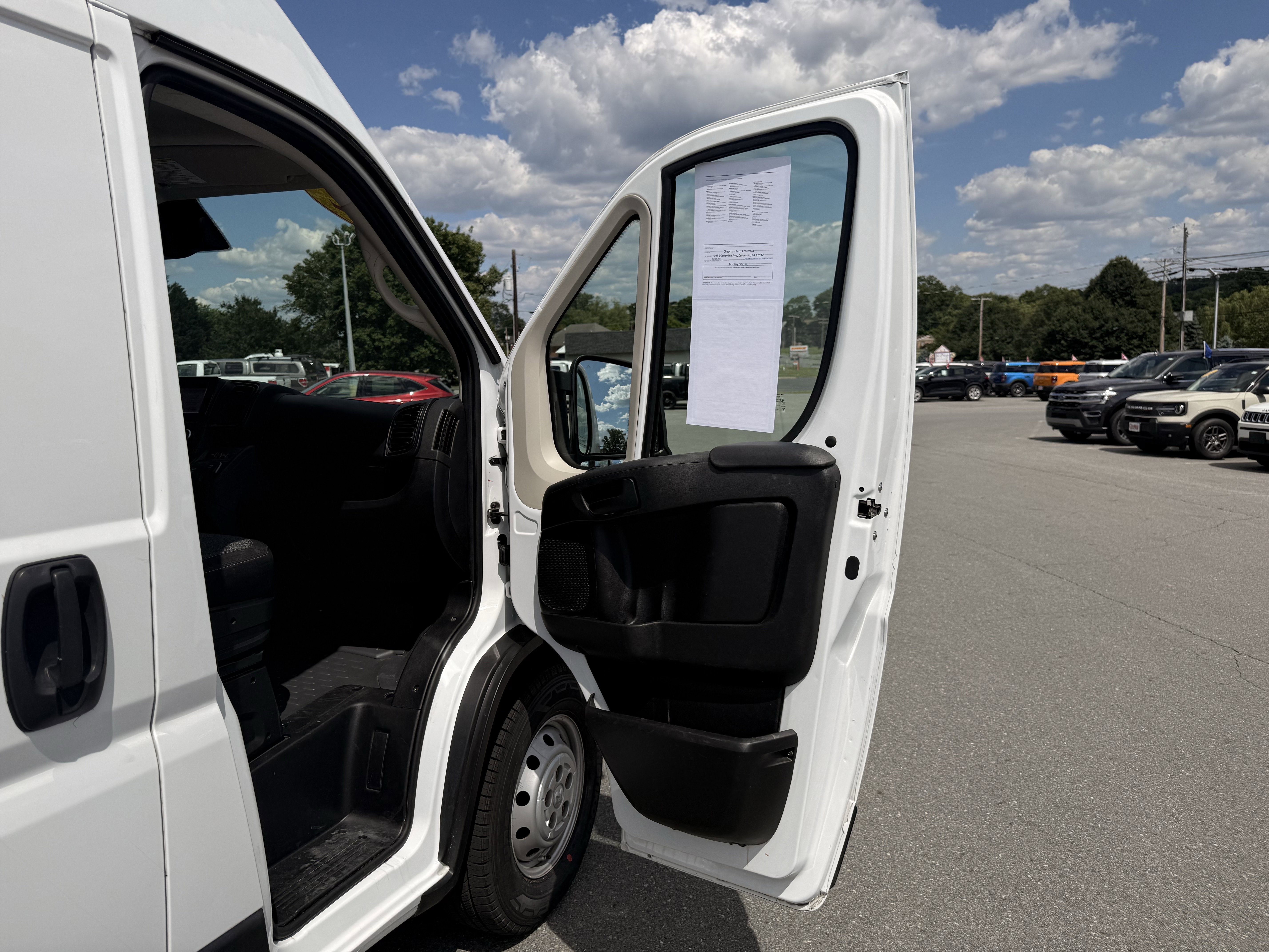 Used 2022 White Ram High Roof image 35