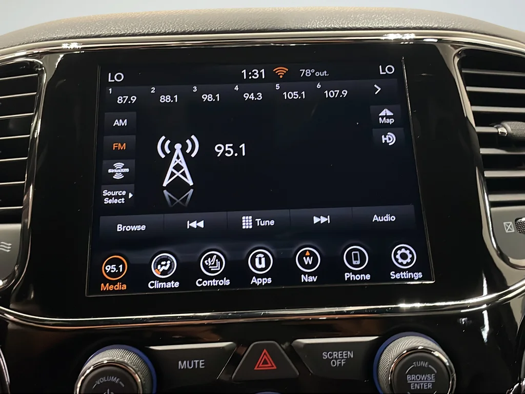 Used 2021 Black Jeep Limited image 14