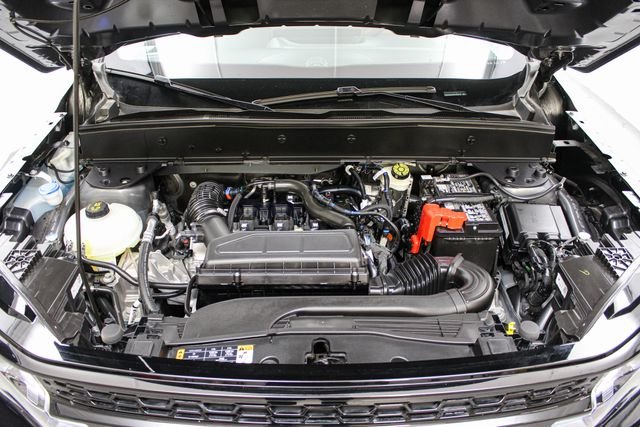 New 2026 Carbonized Gray Metallic Ford Outer Banks® image 15