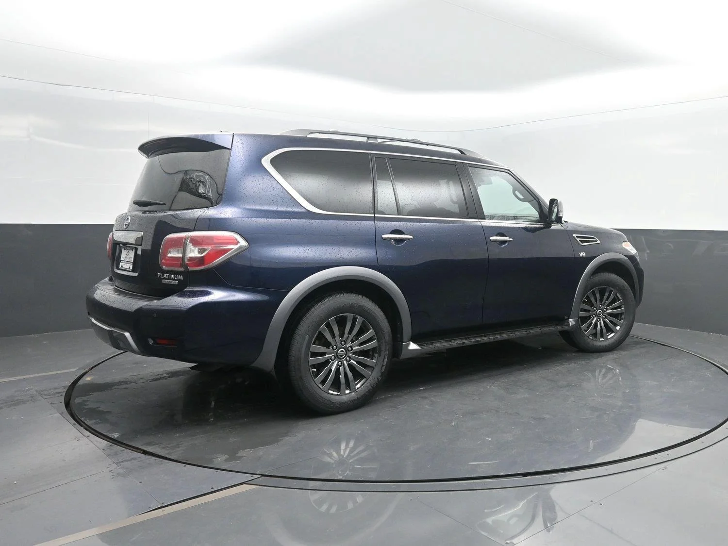 Used 2018 Nissan Armada Platinum with VIN JN8AY2NE5J9733322 for sale in Charles City, IA