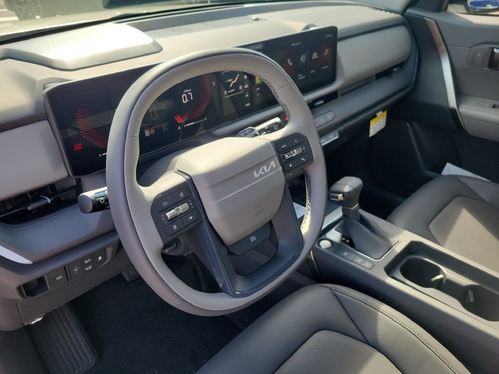 New 2027 Ivory Silver Kia EX image 24