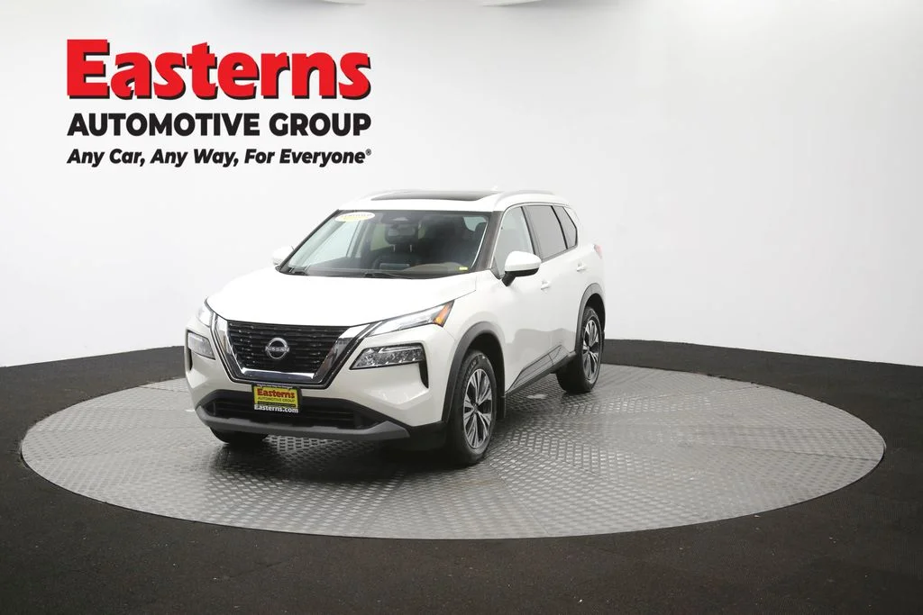 Used 2023 White Nissan SV image 57