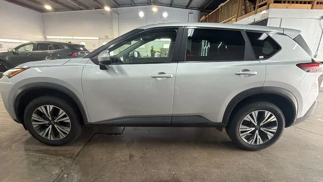 Used 2023 Silver Nissan SV image 2