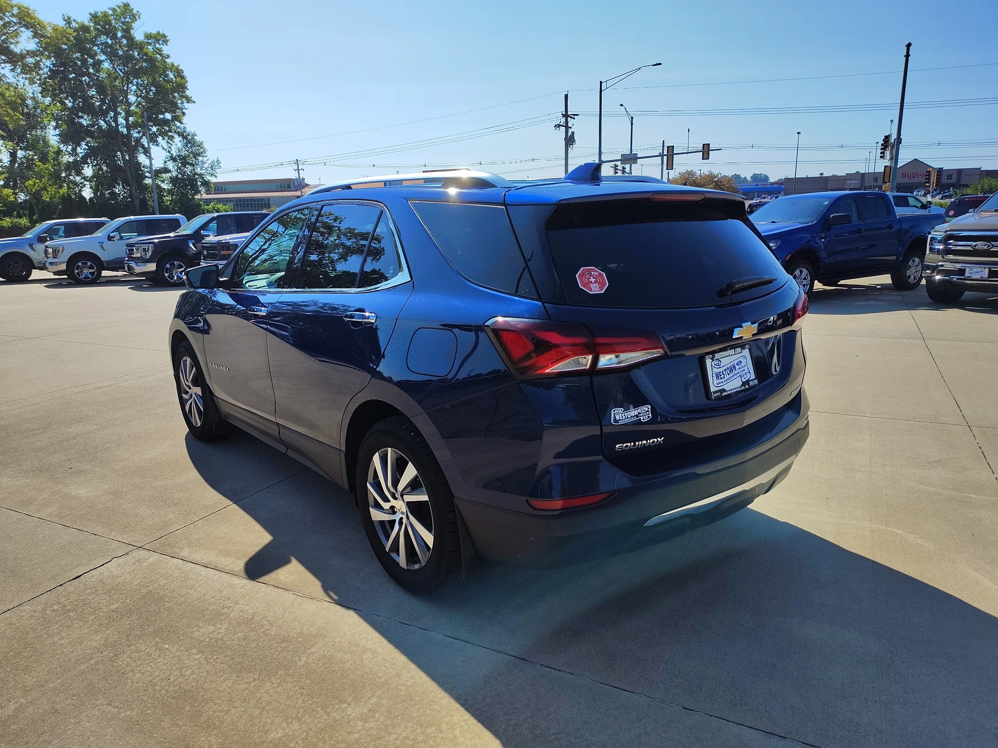 Used 2023 Blue Glow Metallic Chevrolet Premier image 5