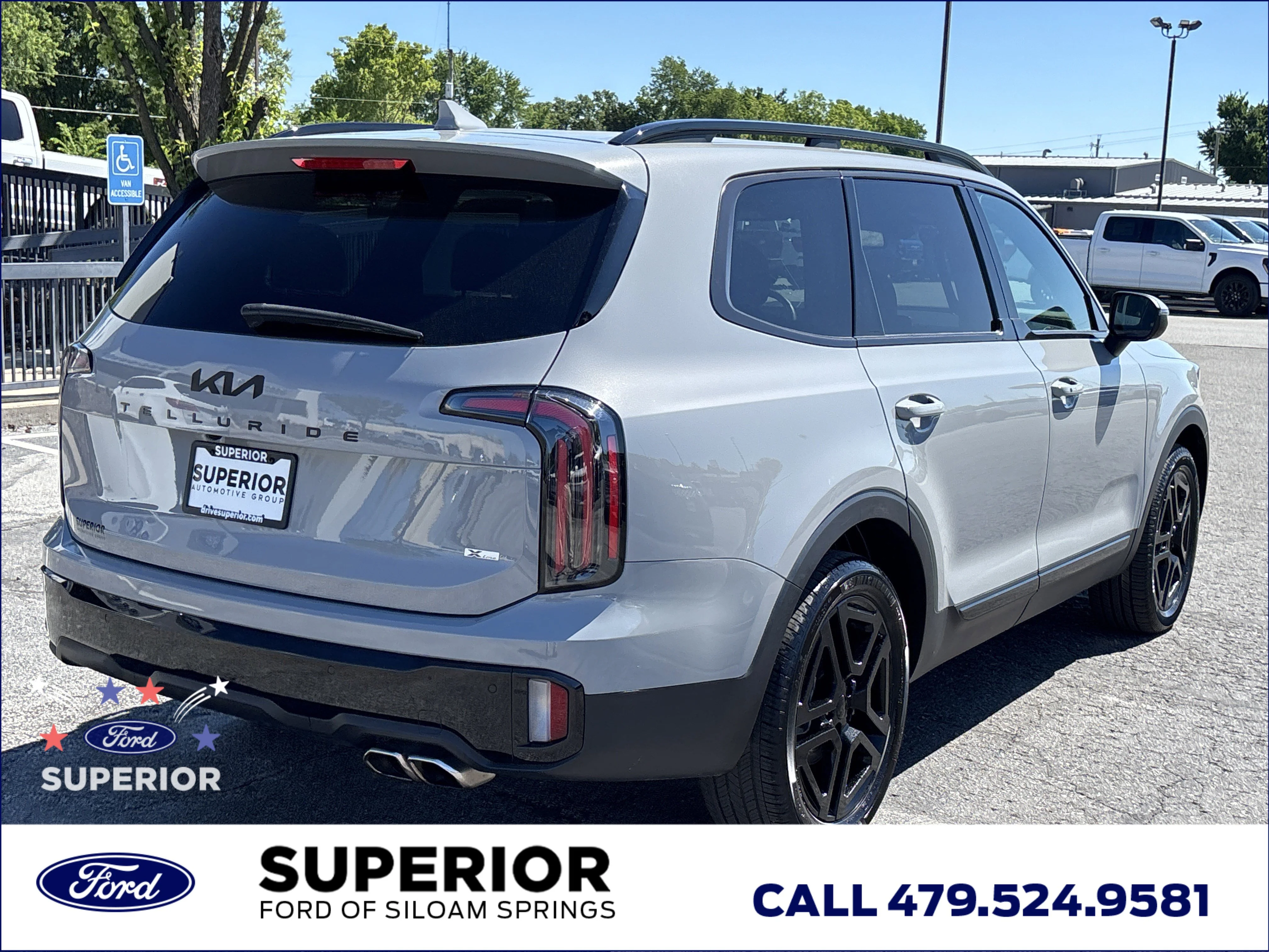 Used 2025 Wolf Gray Kia EX X-Line AWD image 3