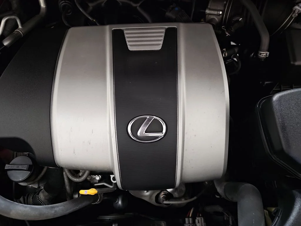 Used 2018 Red Lexus 350 image 33