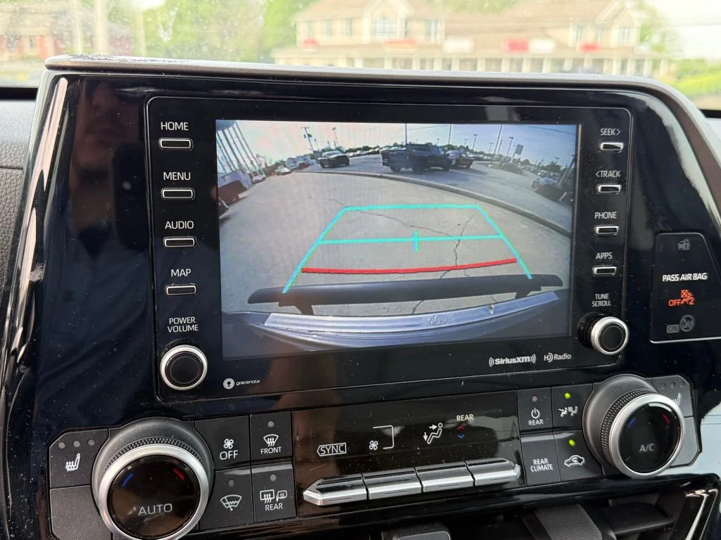 Used 2022 Gray Toyota XLE image 20