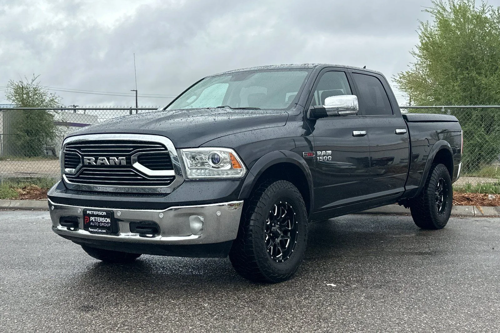 Used 2016 Gray Ram Laramie image 8