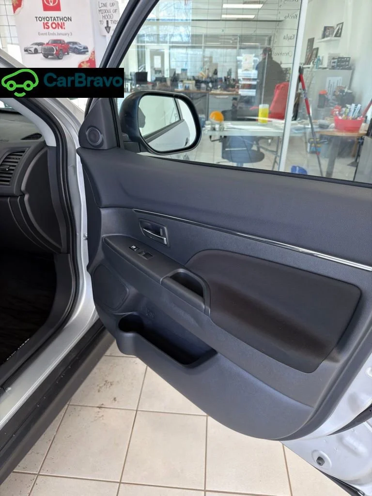 2025 Mitsubishi Outlander Sport ES - Photo 16