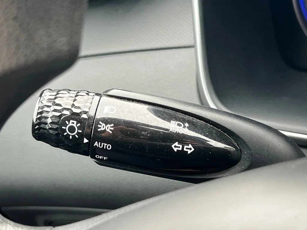 Used 2024 Gray Hyundai SEL image 16