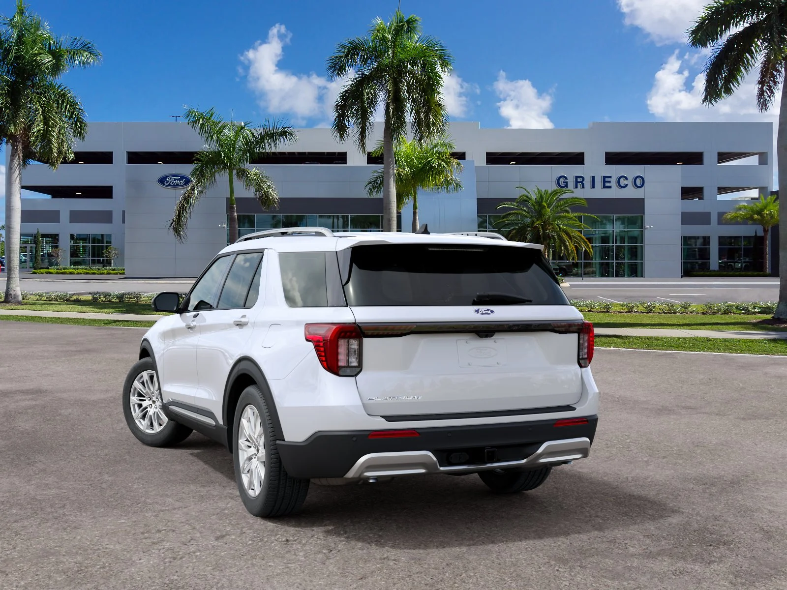 New 2027 Star White Metallic Tri-Coat Ford Platinum™ image 31