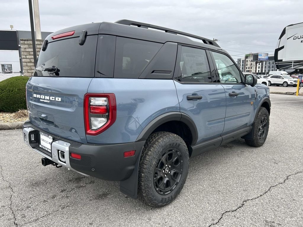 New 2025 Azure Gray Metallic Tri-Coat Ford Badlands® image 4