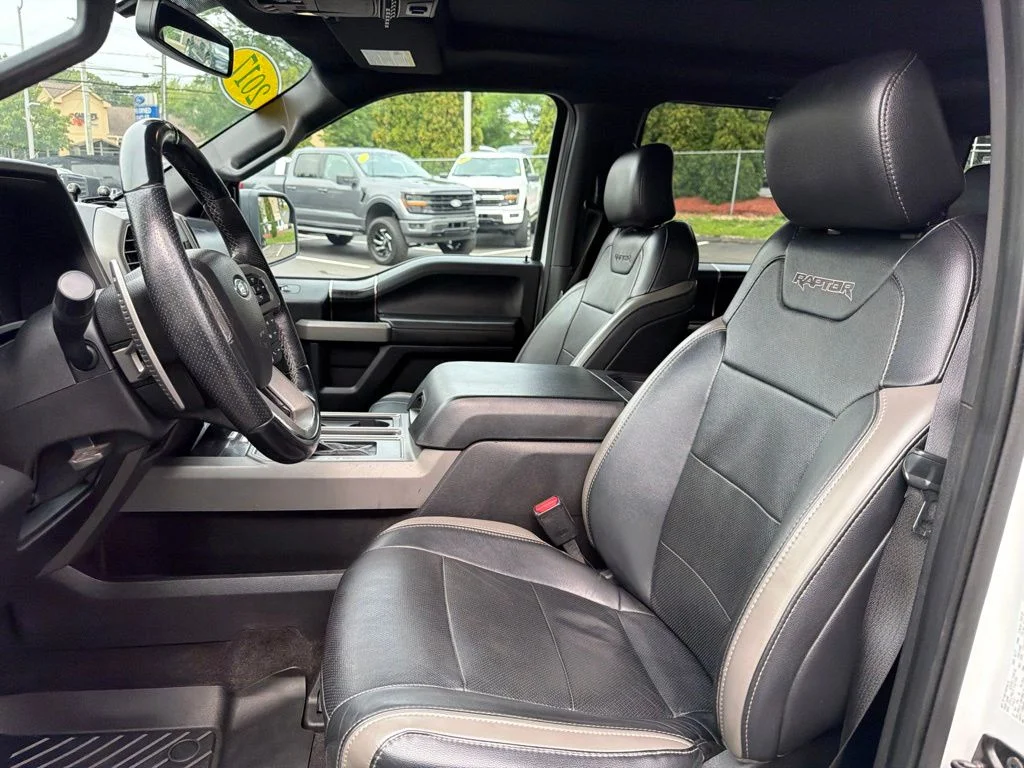 Used 2017 Oxford White Ford Raptor image 13