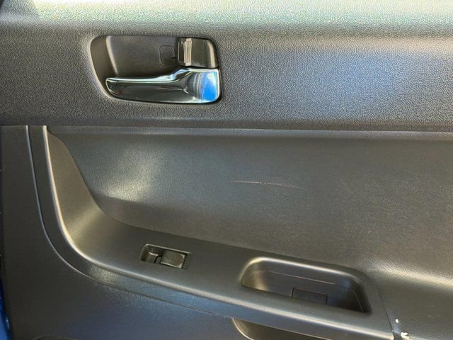 Used 2017  Mitsubishi ES image 14