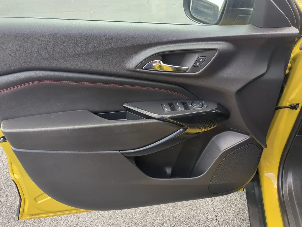 Used 2025 Nitro Yellow Metallic Chevrolet 2RS image 11