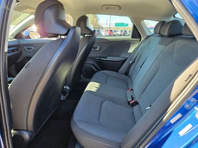 Used 2025 Blue Kia LXS image 10