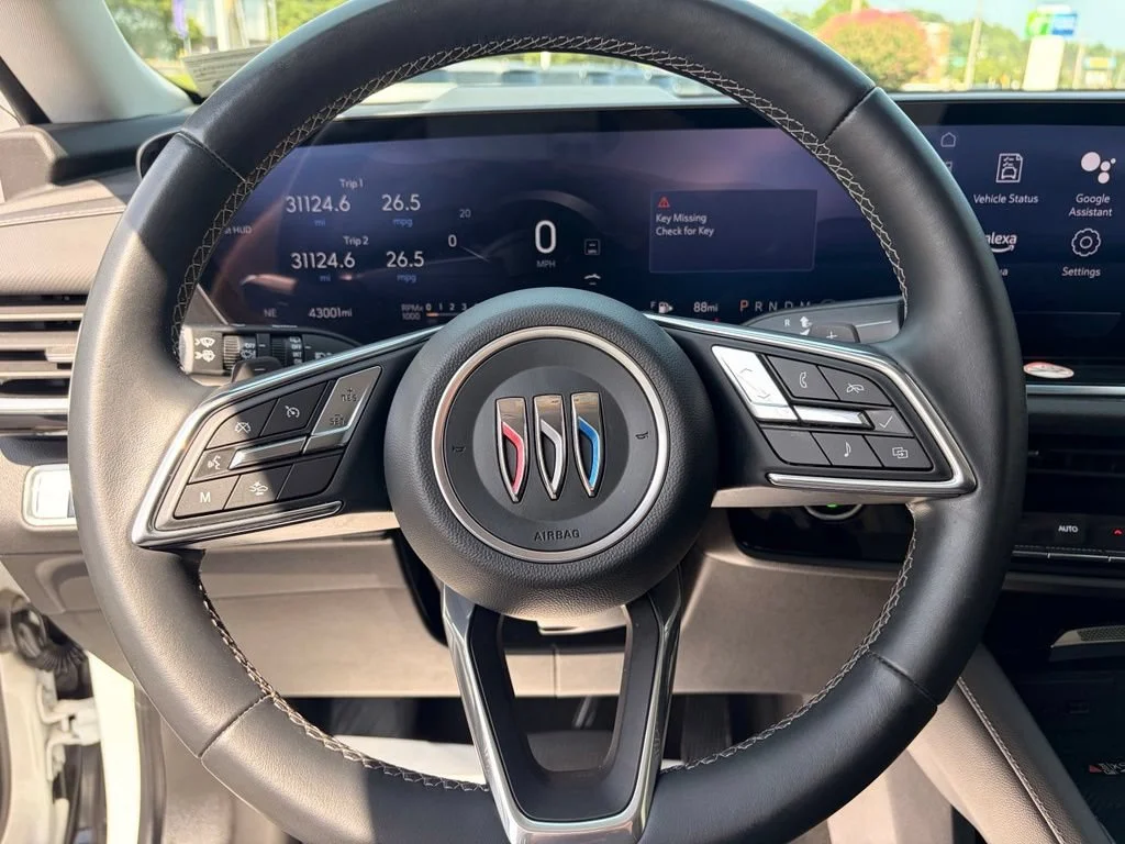 Used 2024 Summit White Buick Preferred image 13