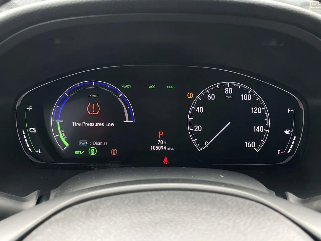 Used 2019 White Orchid Pearl Honda Touring image 15