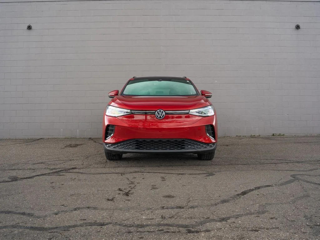 Used 2023 Blue Volkswagen Pro S image 10