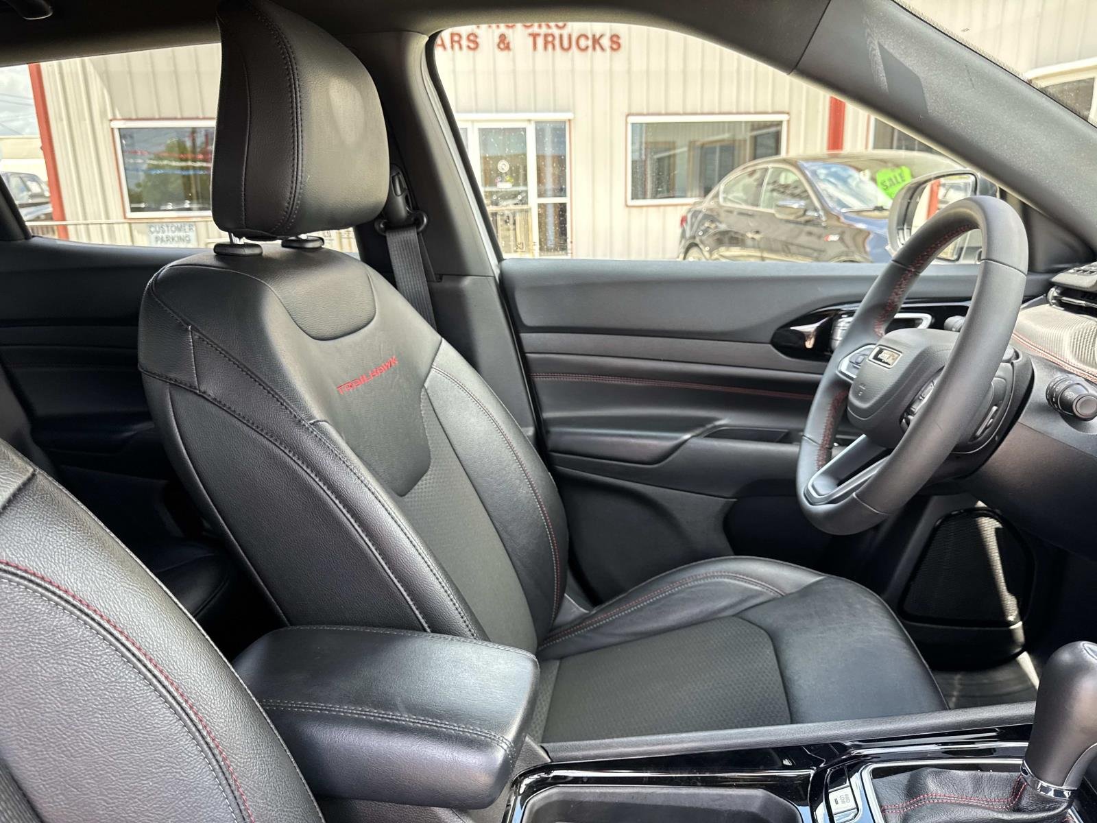 2025 Jeep Compass Trailhawk - Photo 10