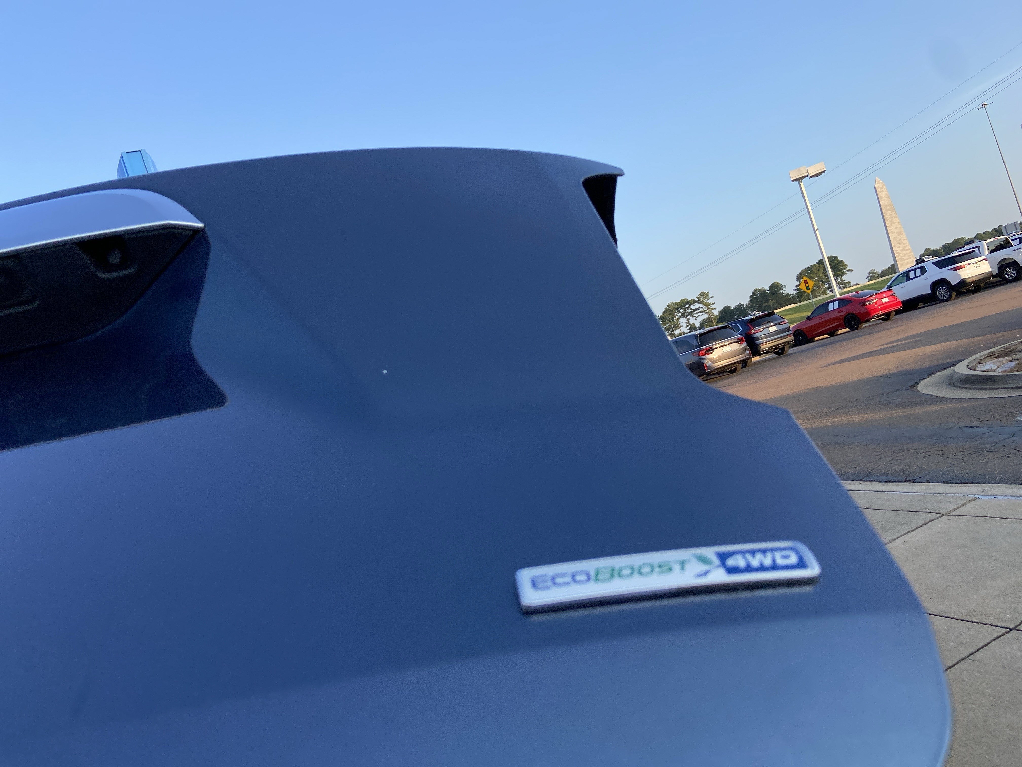 Used 2020 Blue Metallic Ford XLT image 53