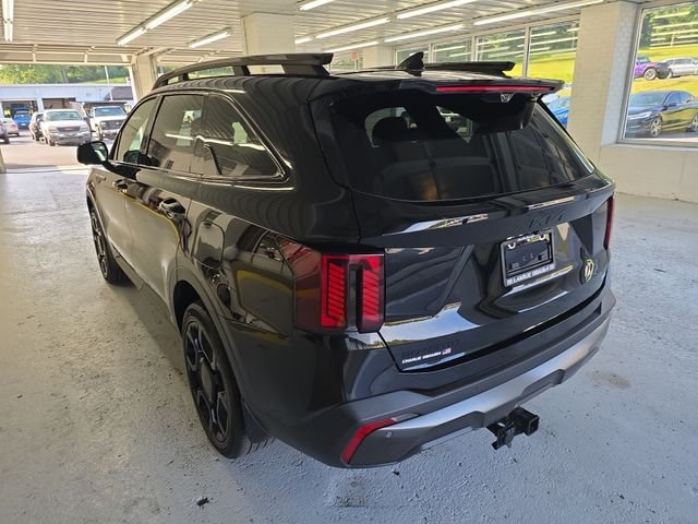 Used 2025 Black Kia X-Line SX Prestige image 3