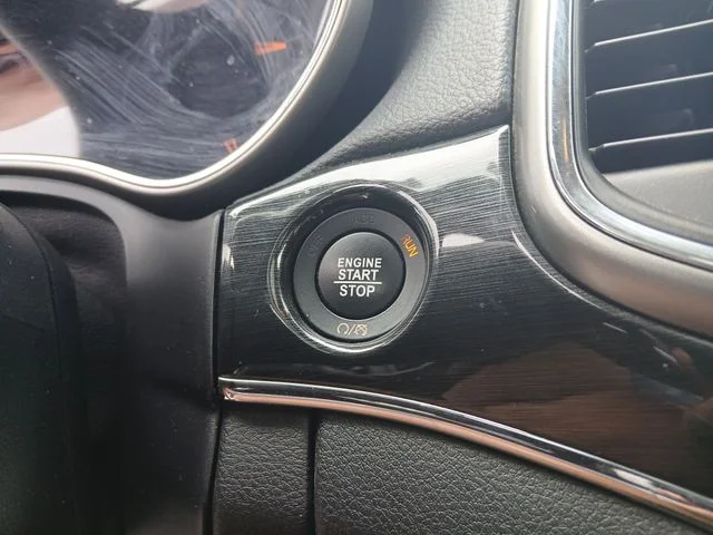 Used 2018 Black Jeep Trailhawk image 30