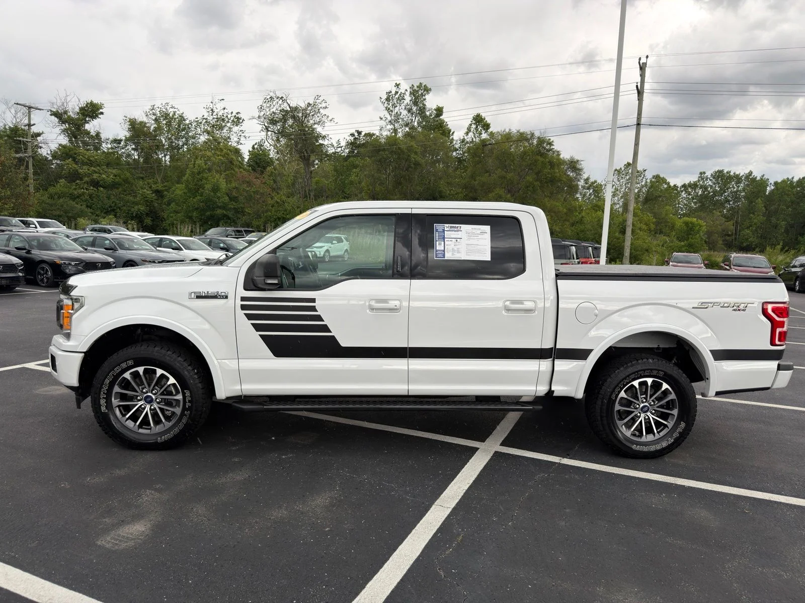 Used 2020 White Ford XLT image 3