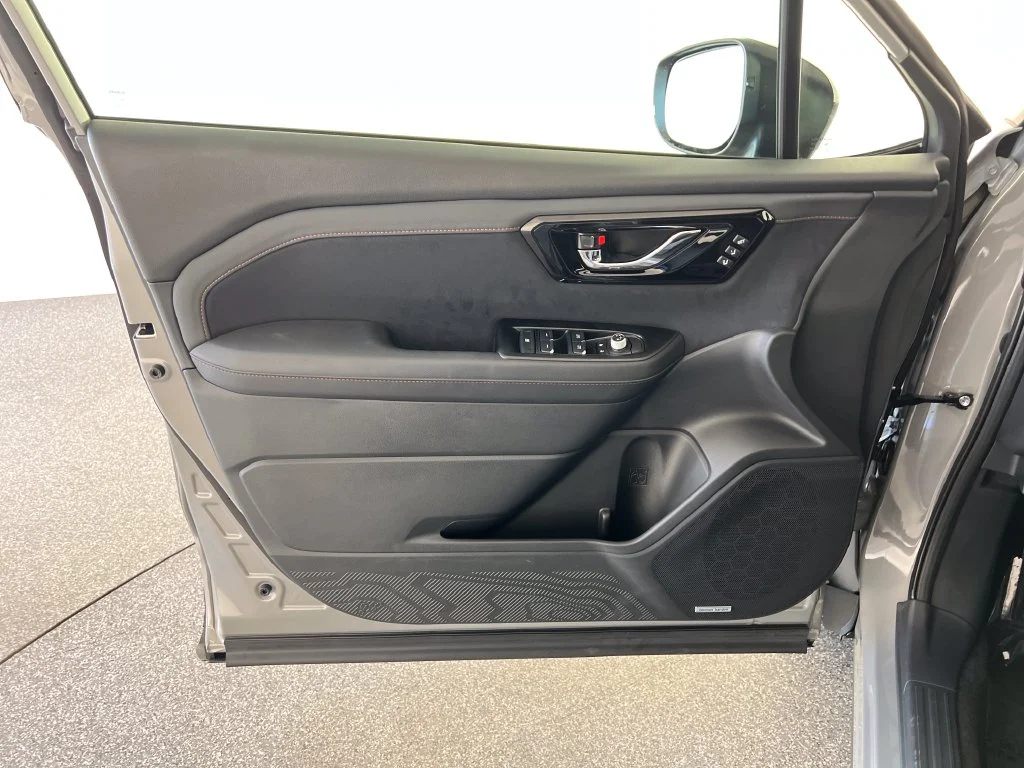New 2026 RIVER ROCK PEARL Subaru Touring Hybrid image 12