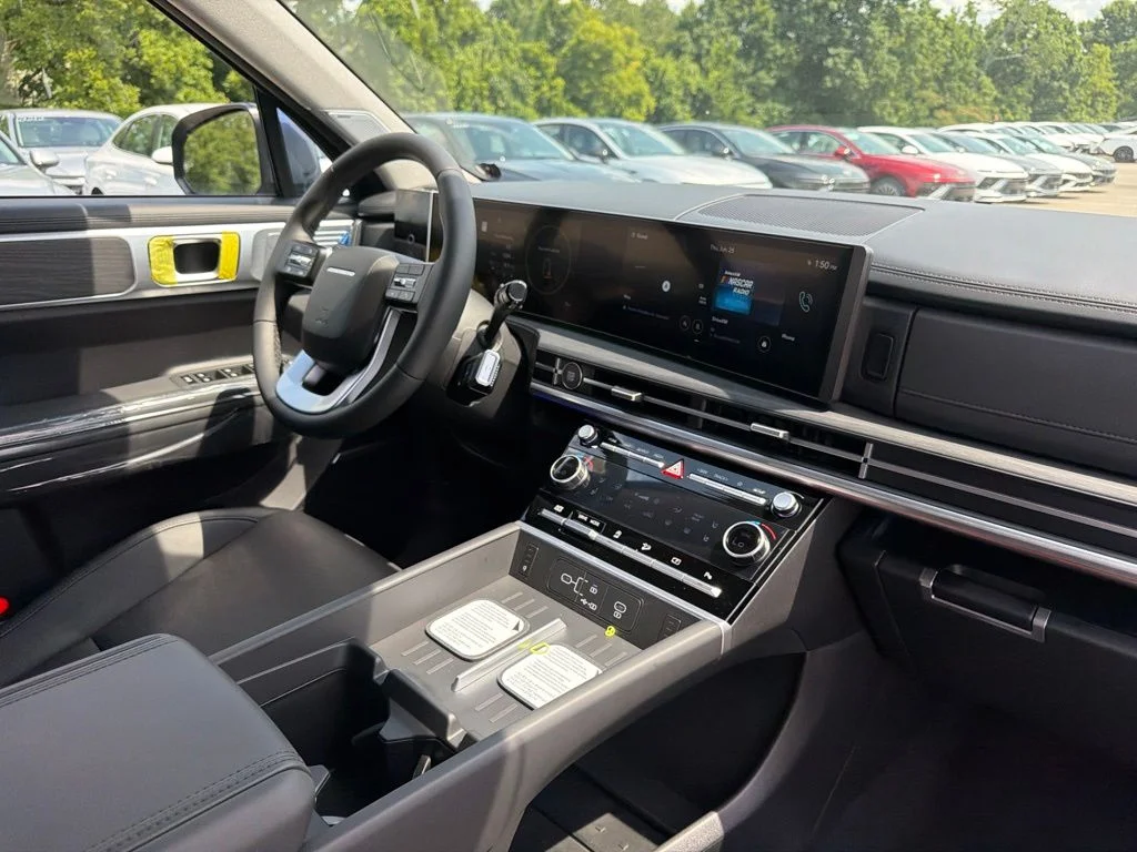 New 2026 Atlantis Blue Hyundai Limited image 10