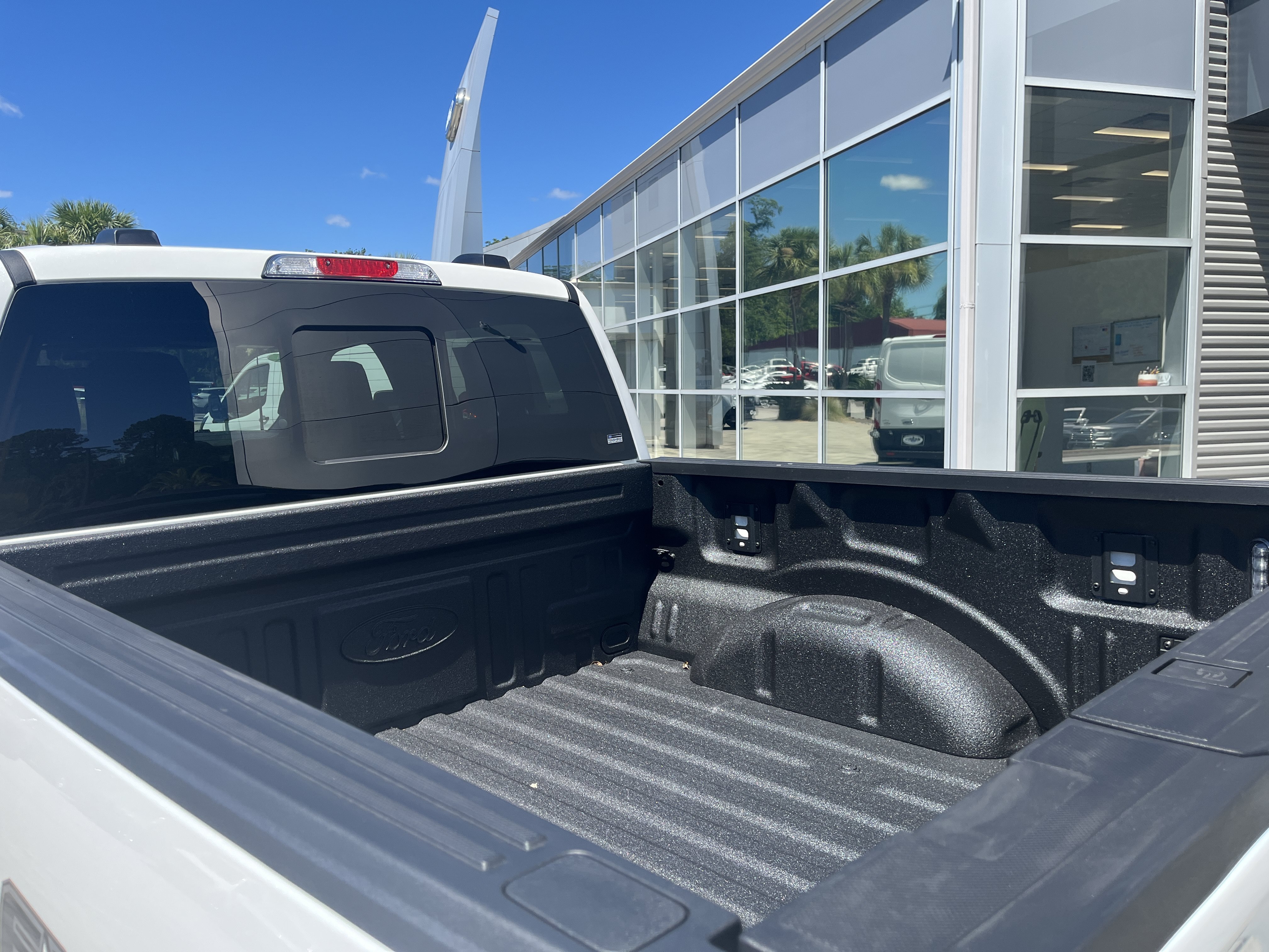New 2026 Star White Metallic Tri-Coat Ford Lariat® image 12