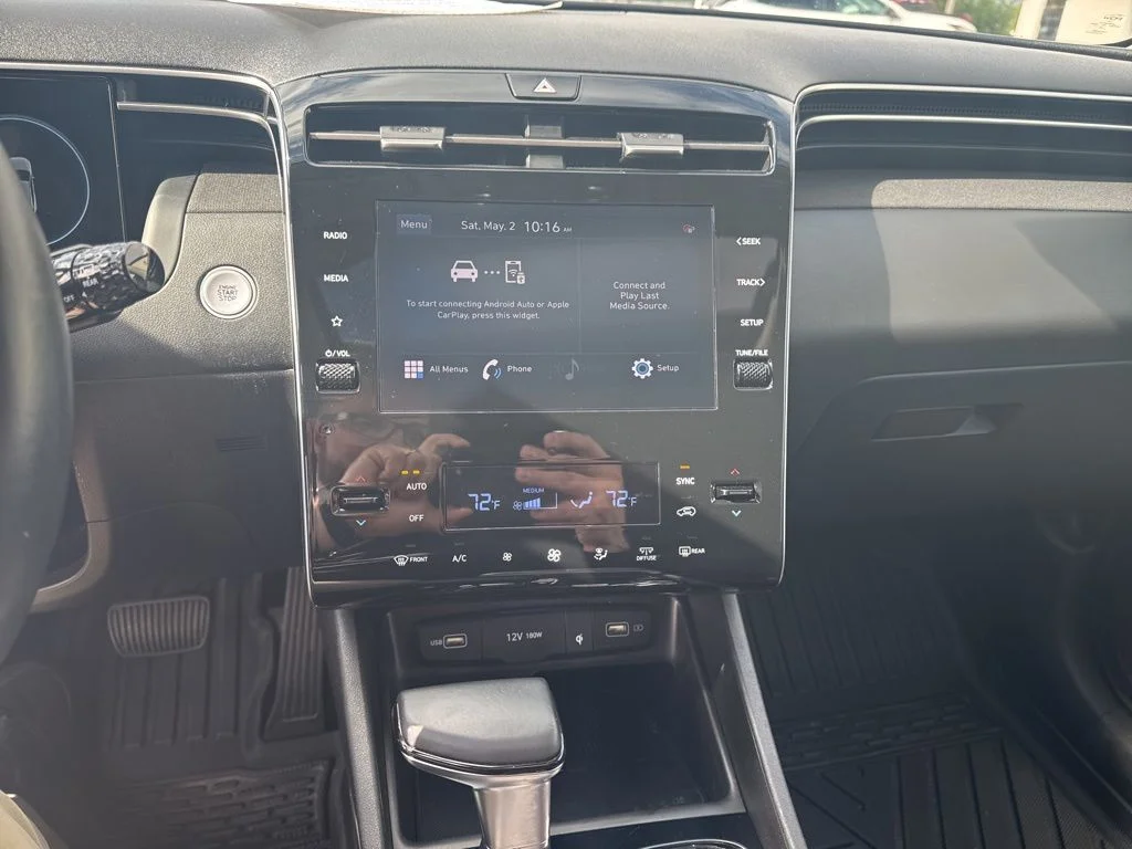 Used 2022 Gray Hyundai SEL image 23