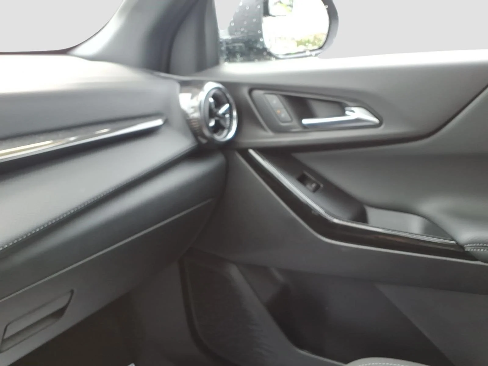 Used 2026 Sterling Gray Metallic Gxd Chevrolet LT image 23