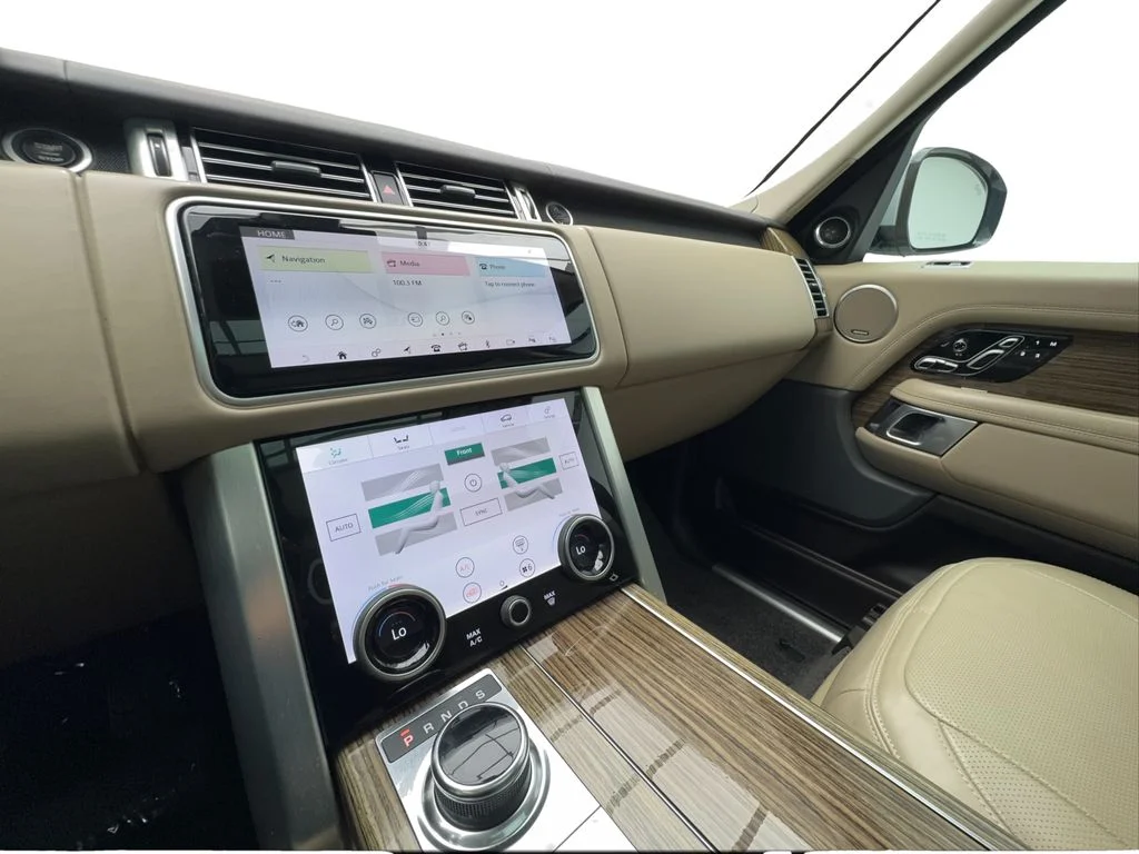 Used 2020 White Land Rover HSE image 44