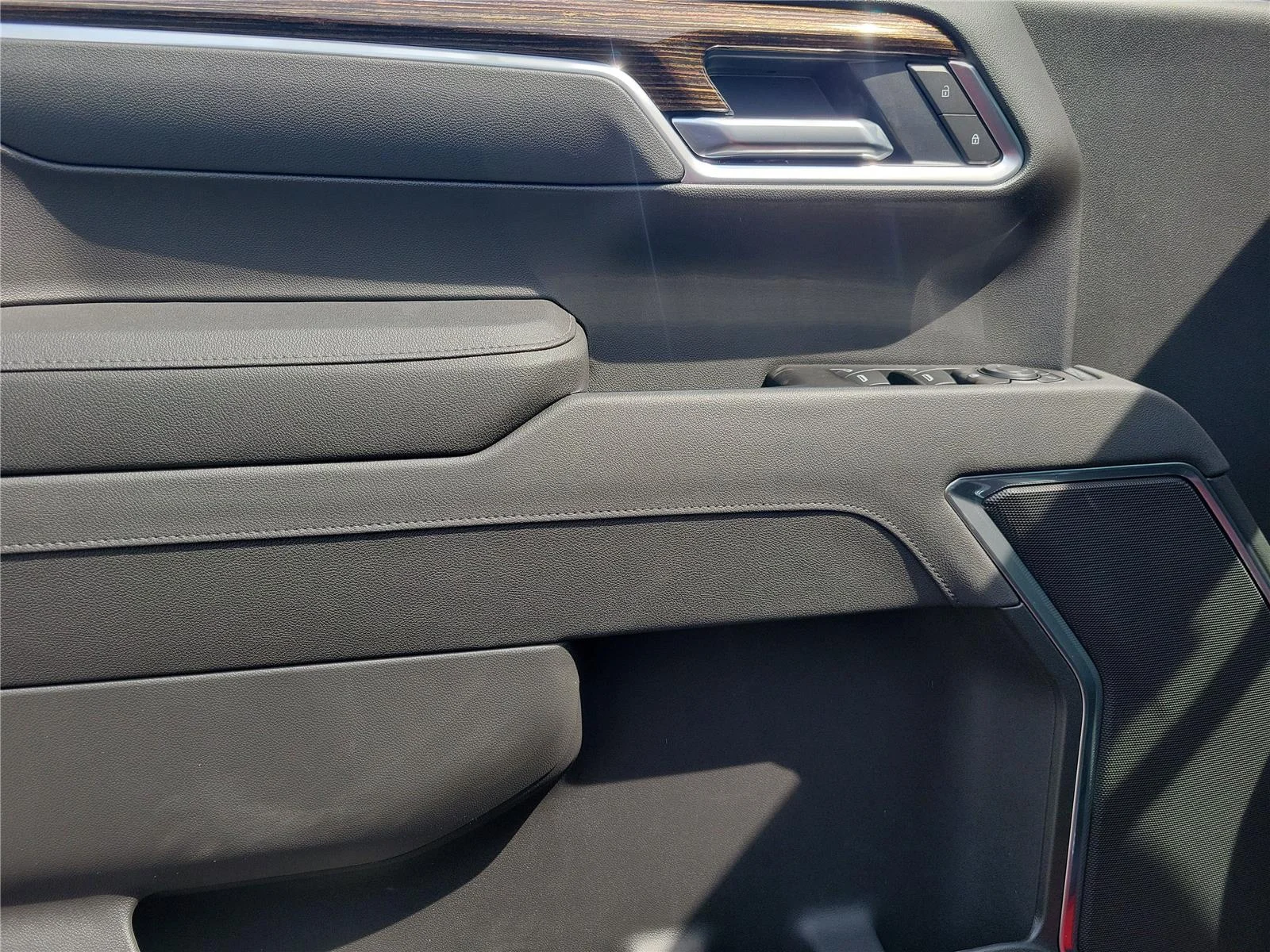 New 2026 Cardinal Red GMC Elevation image 20