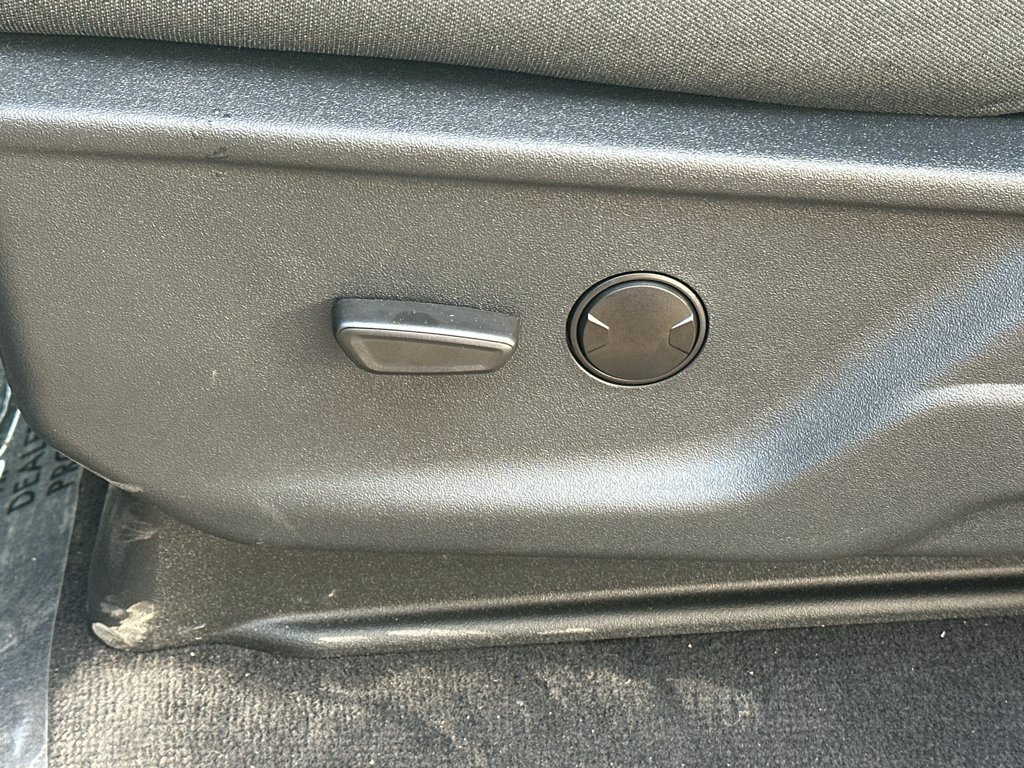 New 2026 Carbonized Gray Metallic Ford F-250® XLT image 29