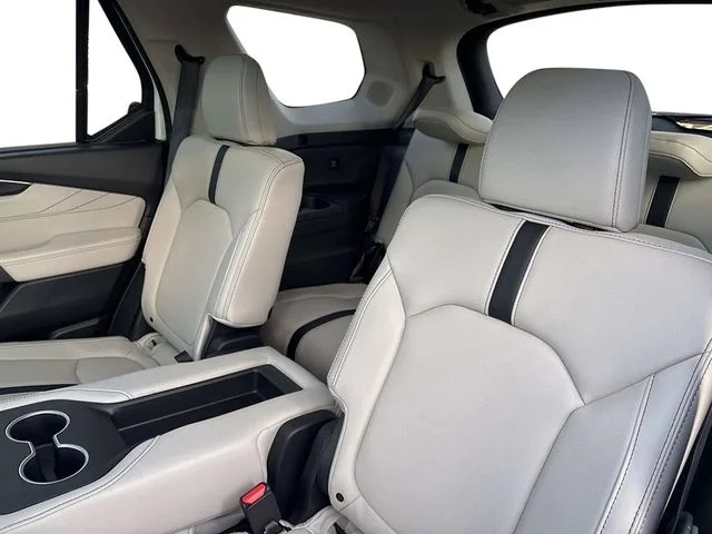 New 2026 Platinum White Pearl Honda AWD Touring Blackout image 28