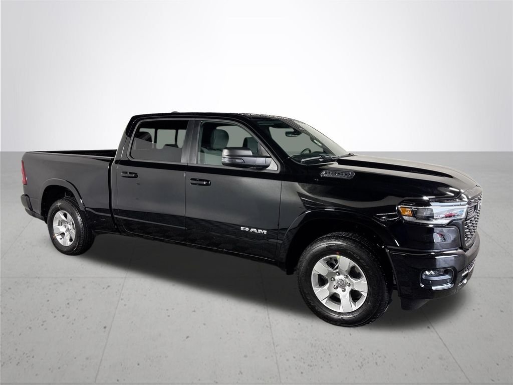 New 2026 Diamond Black Crystal Pearlcoat RAM Big Horn/Lone Star image 4