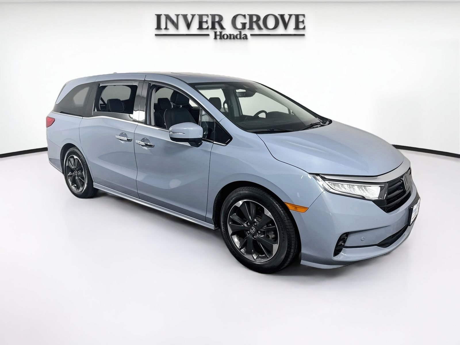 Certified Used 2024 Sonic Gray Pearl Honda ELITE image 3
