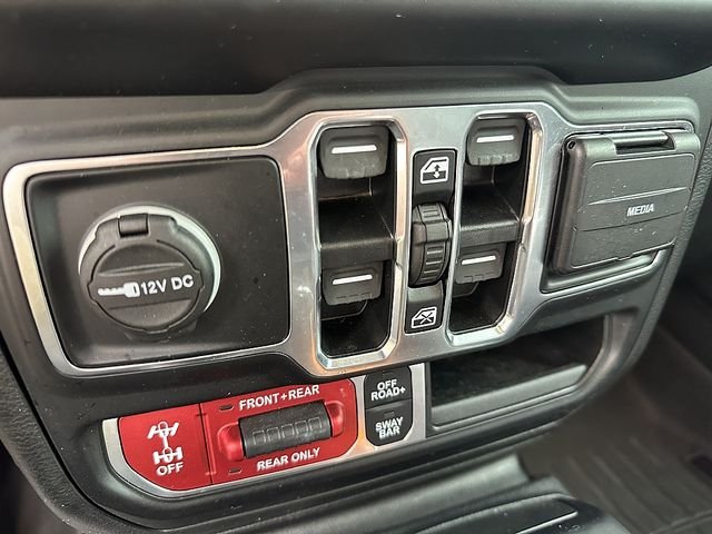 Used 2022 Black Jeep Unlimited Rubicon image 33