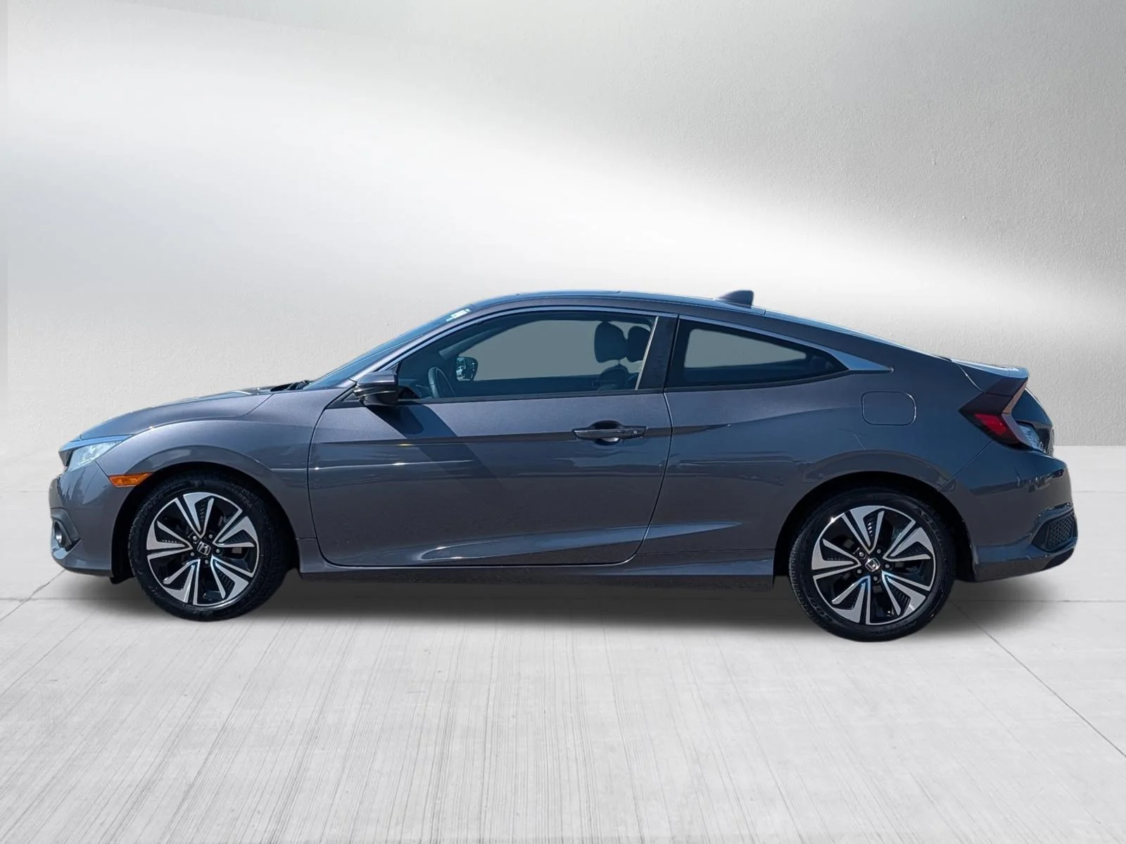 Used 2018 Modern Steel Metallic Honda EX-T image 4