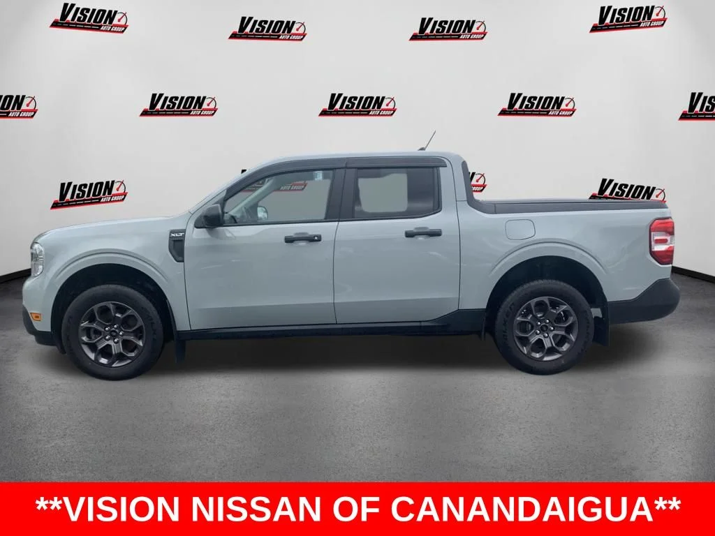 Used 2024 Green Ford XLT image 2