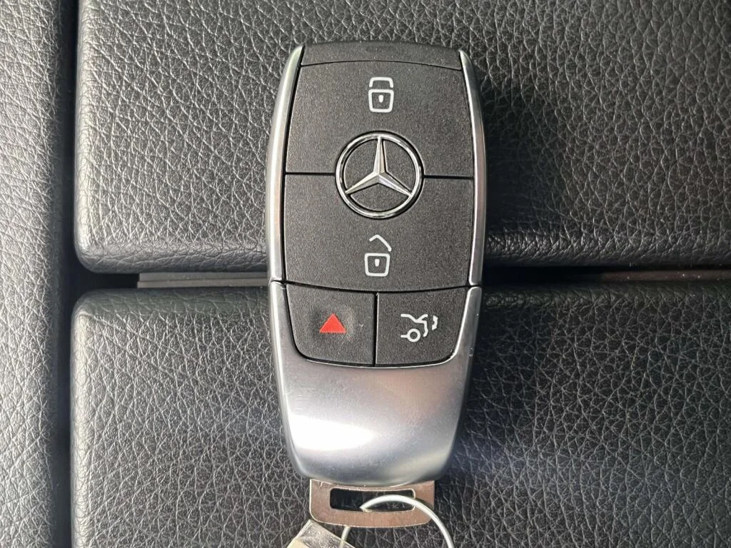 Certified Used 2025 Selenite Grey Metallic Mercedes-Benz GLS 450 image 4