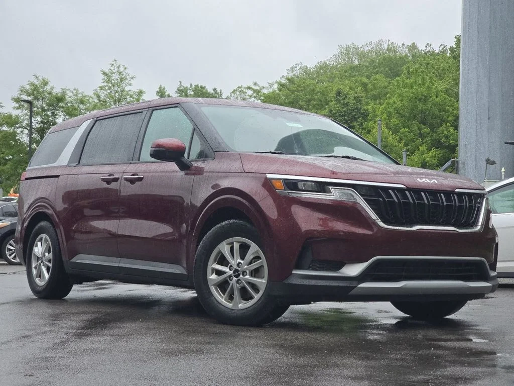 2023 Kia Sedona LX Seat Pkg's photo