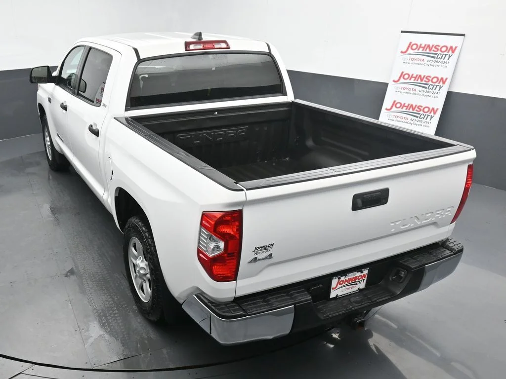 Used 2021 White Toyota SR5 image 30